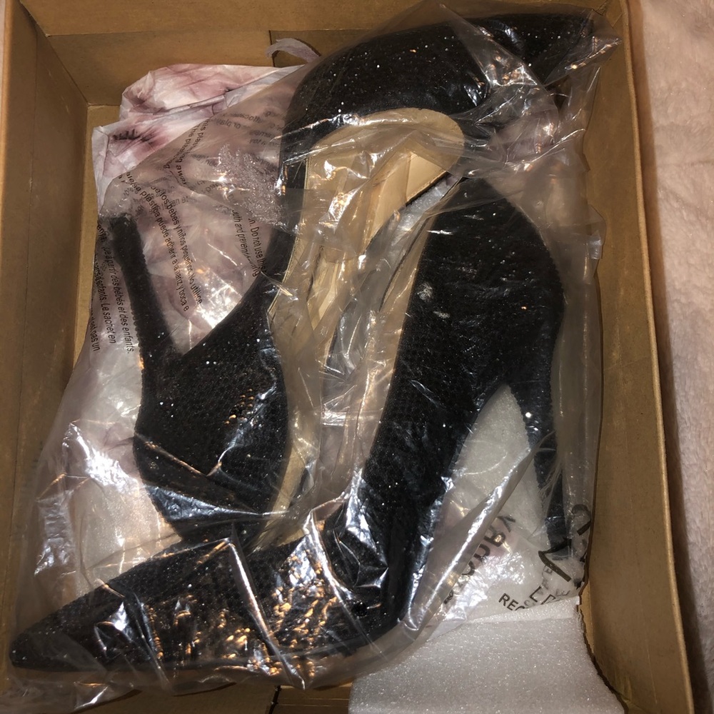 Jessica Simpson sparkly black heels